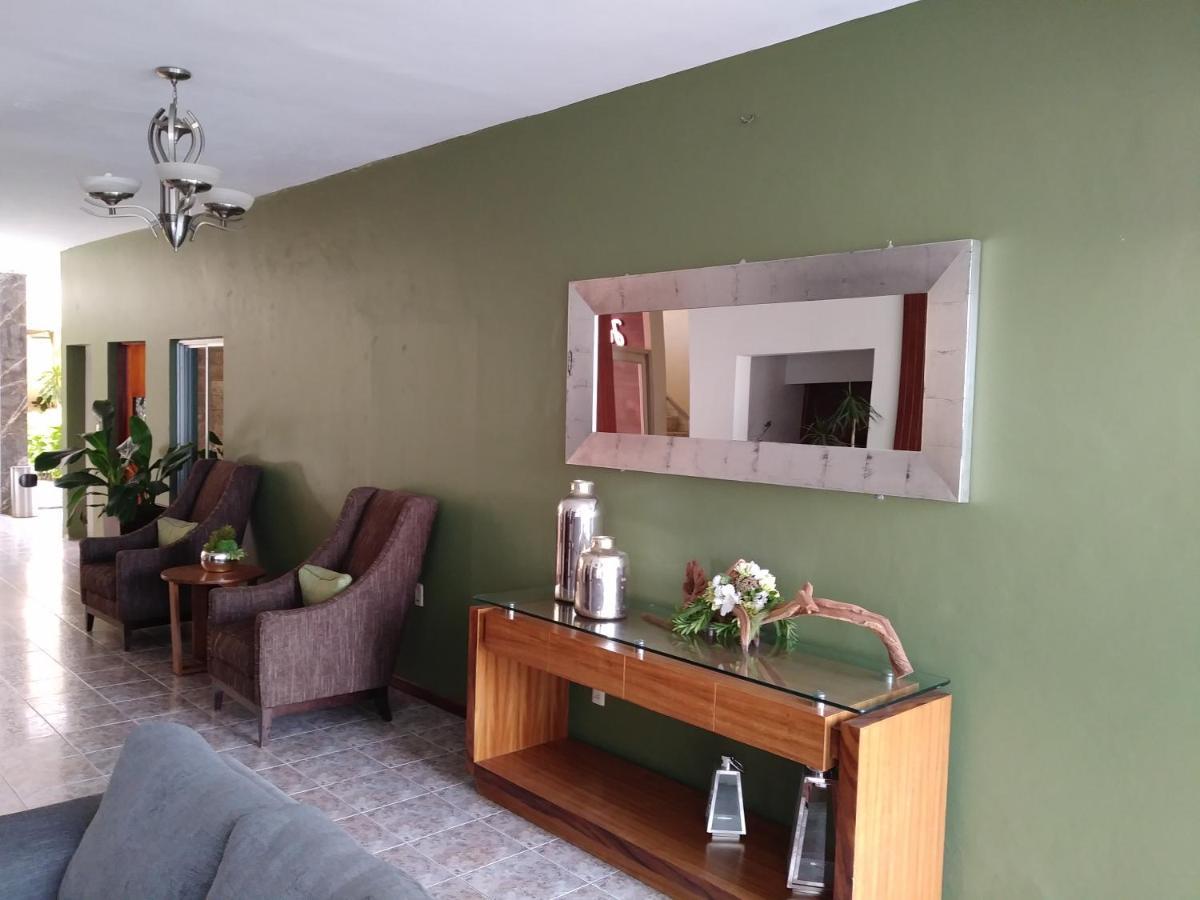 Hotel Del Camino Real El Grullo 外观 照片