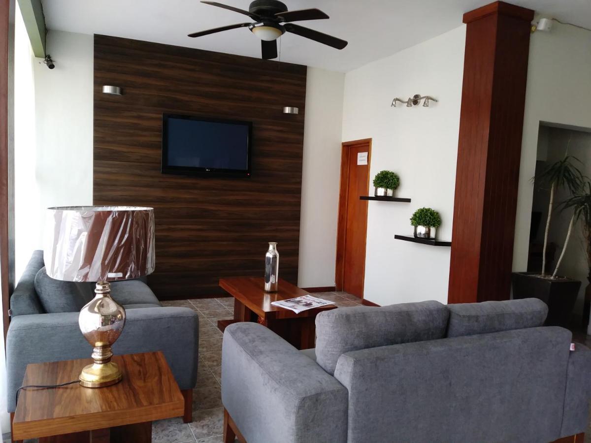 Hotel Del Camino Real El Grullo 外观 照片