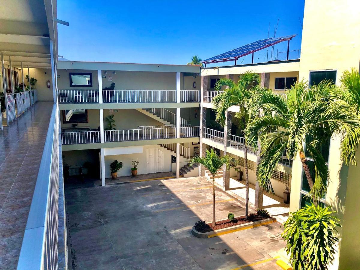 Hotel Del Camino Real El Grullo 外观 照片