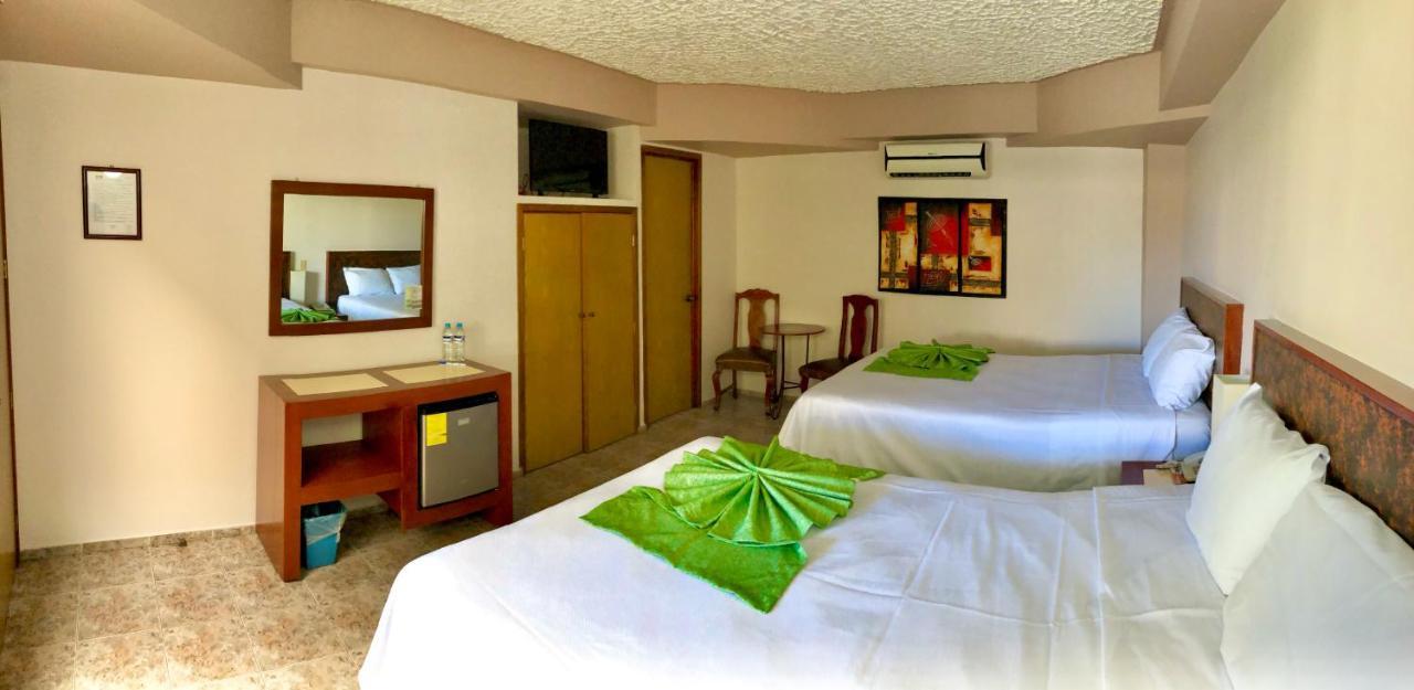 Hotel Del Camino Real El Grullo 外观 照片